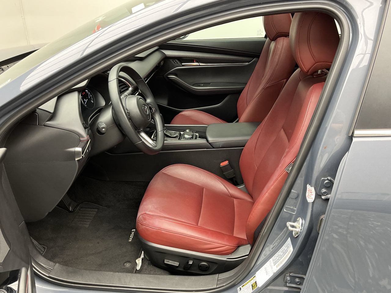 Certified 2026 MAZDA MAZDA3 Carbon AWD/4WD image 3