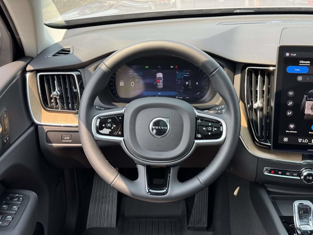 Certified 2026 Volvo XC60 B5 Plus w/ Protection Package Premier AWD/4WD image 12