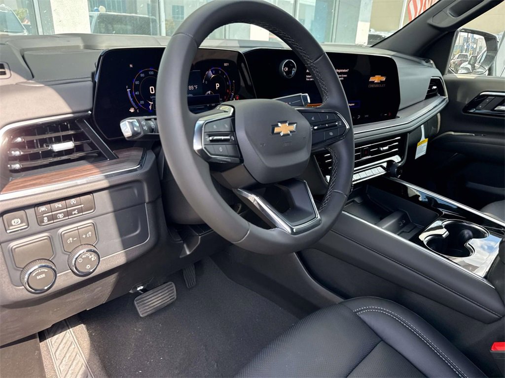 New 2026 Chevrolet Suburban LS image 20