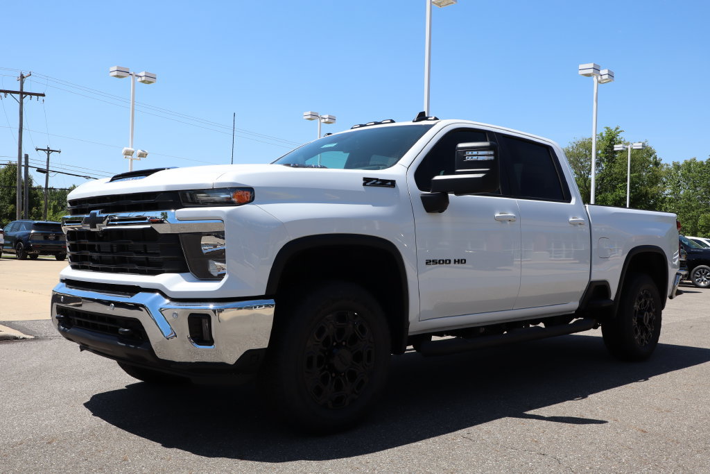 New 2026 Chevrolet Silverado 2500 LT w/ Safety Package AWD/4WD image 12
