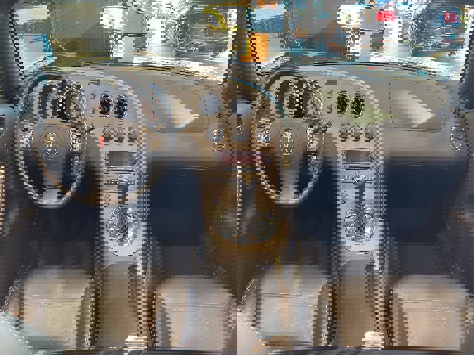 Used 2007 Pontiac Solstice Convertible w/ Premium Package image 16