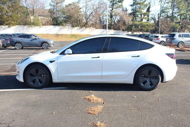 Used 2023 Tesla Model 3 Standard Range image 4