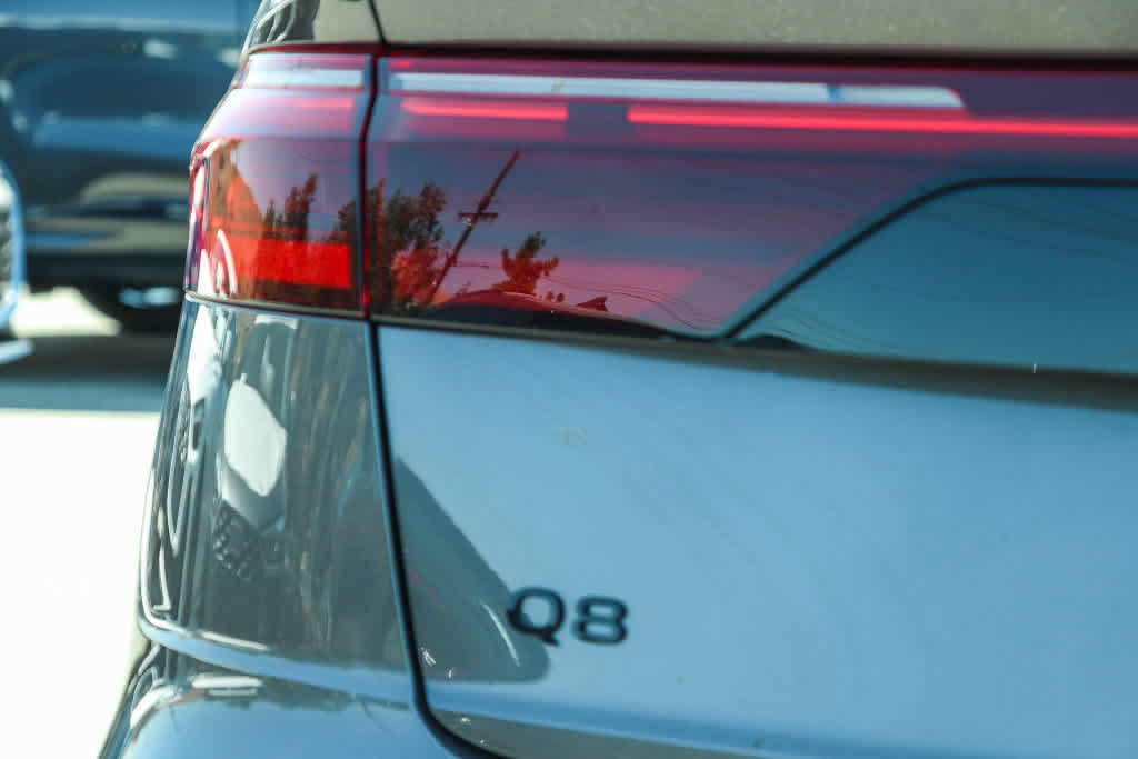 New 2026 Audi Q8 Premium AWD/4WD image 8
