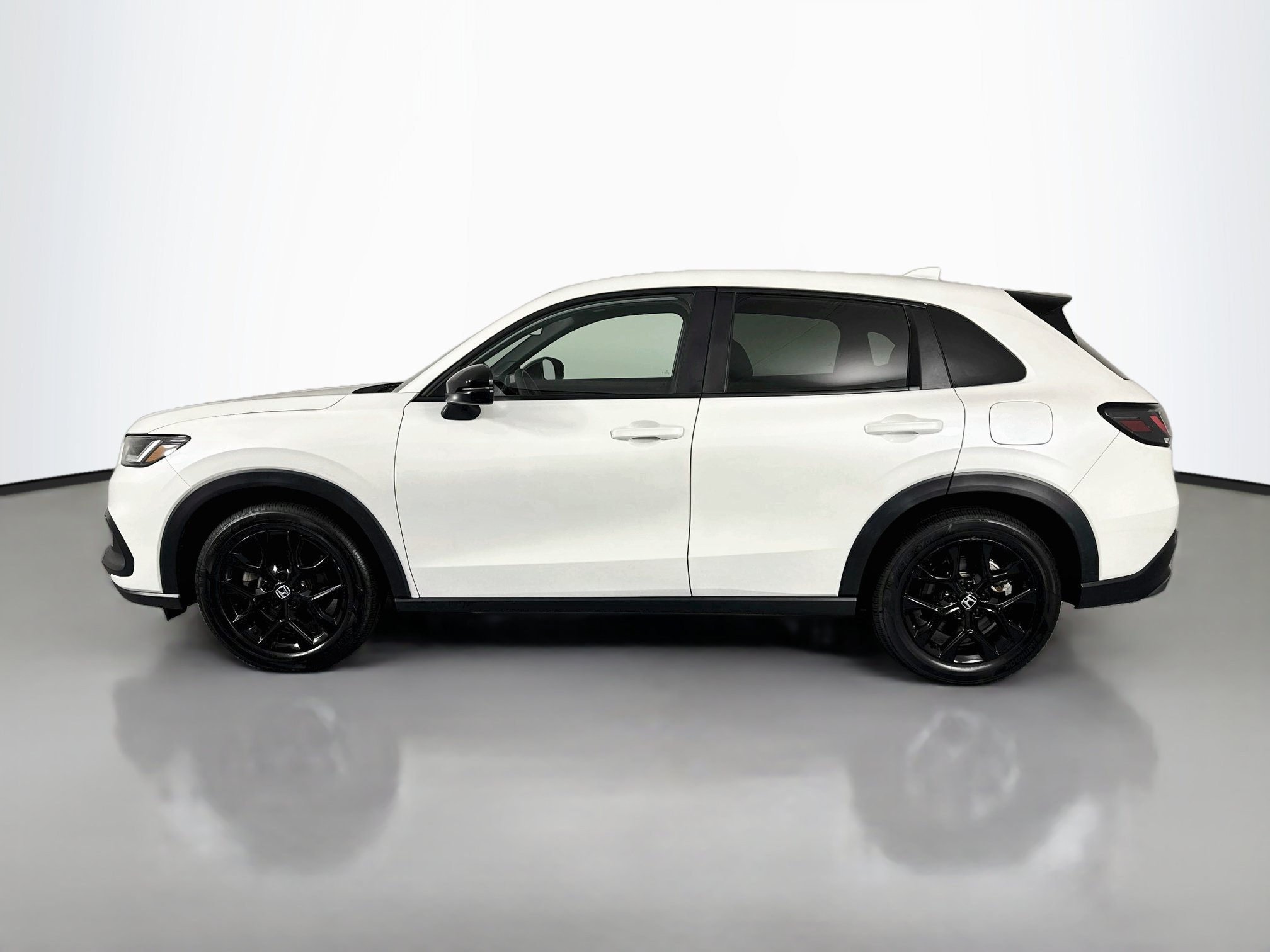 Certified 2024 Honda HR-V Sport image 8