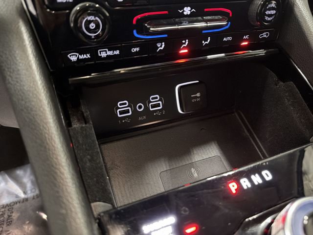 Used 2022 Jeep Grand Cherokee L Limited w/ Luxury Tech Group II AWD/4WD image 32