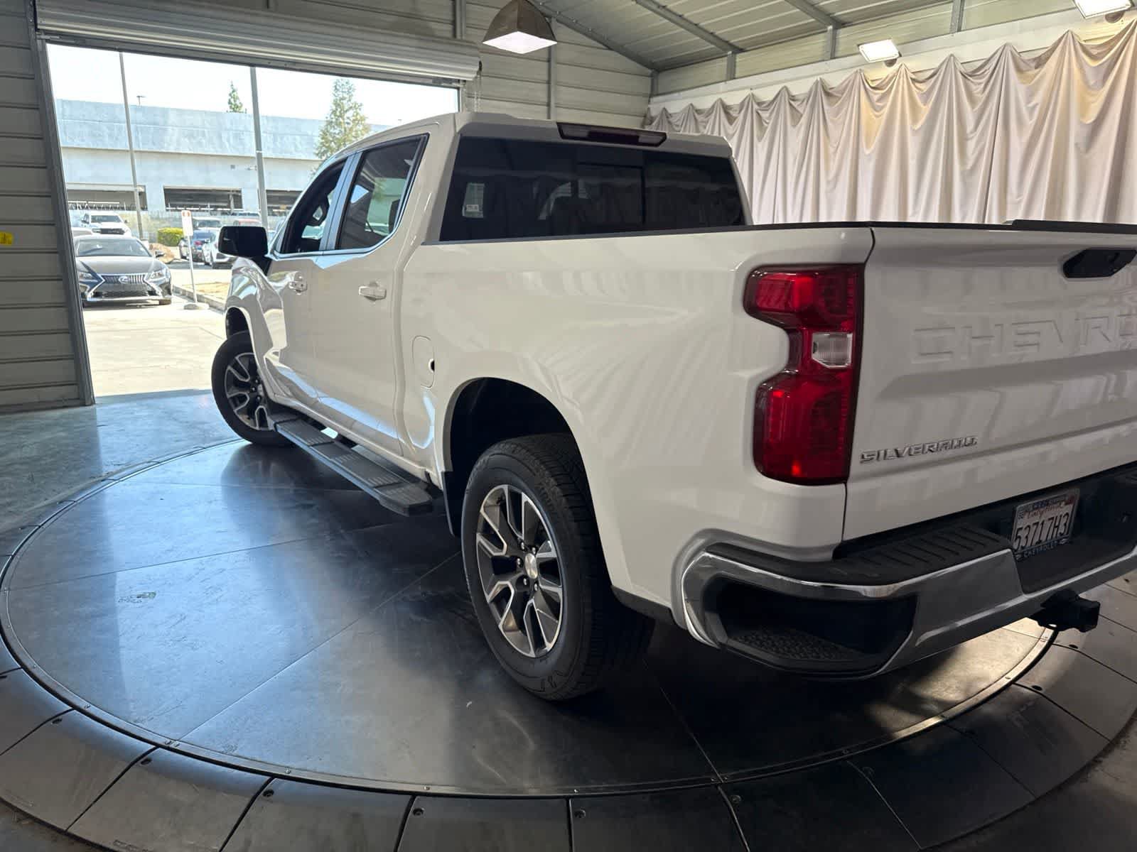 Used 2021 Chevrolet Silverado 1500 LT w/ All Star Edition Plus RWD image 4