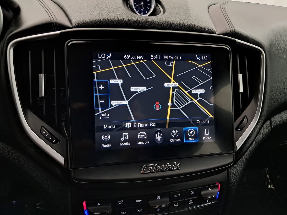 Used 2019 Maserati Ghibli S Q4 AWD/4WD image 12