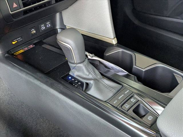 New 2025 Toyota Camry SE FWD image 12