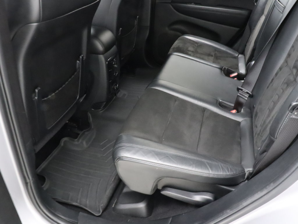 Used 2020 Jeep Grand Cherokee Altitude RWD image 27