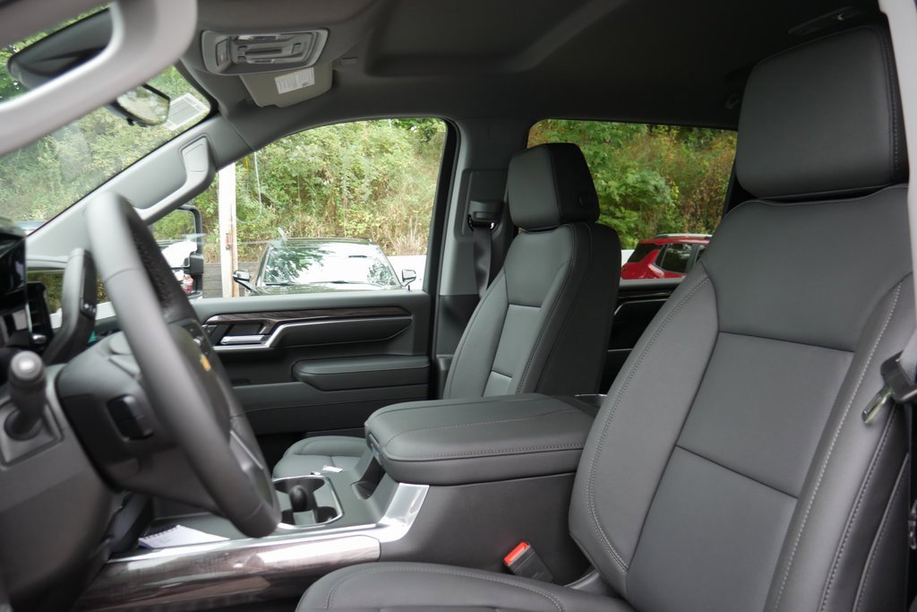 New 2026 Chevrolet Silverado 3500 LTZ w/ LTZ Plus Package image 9