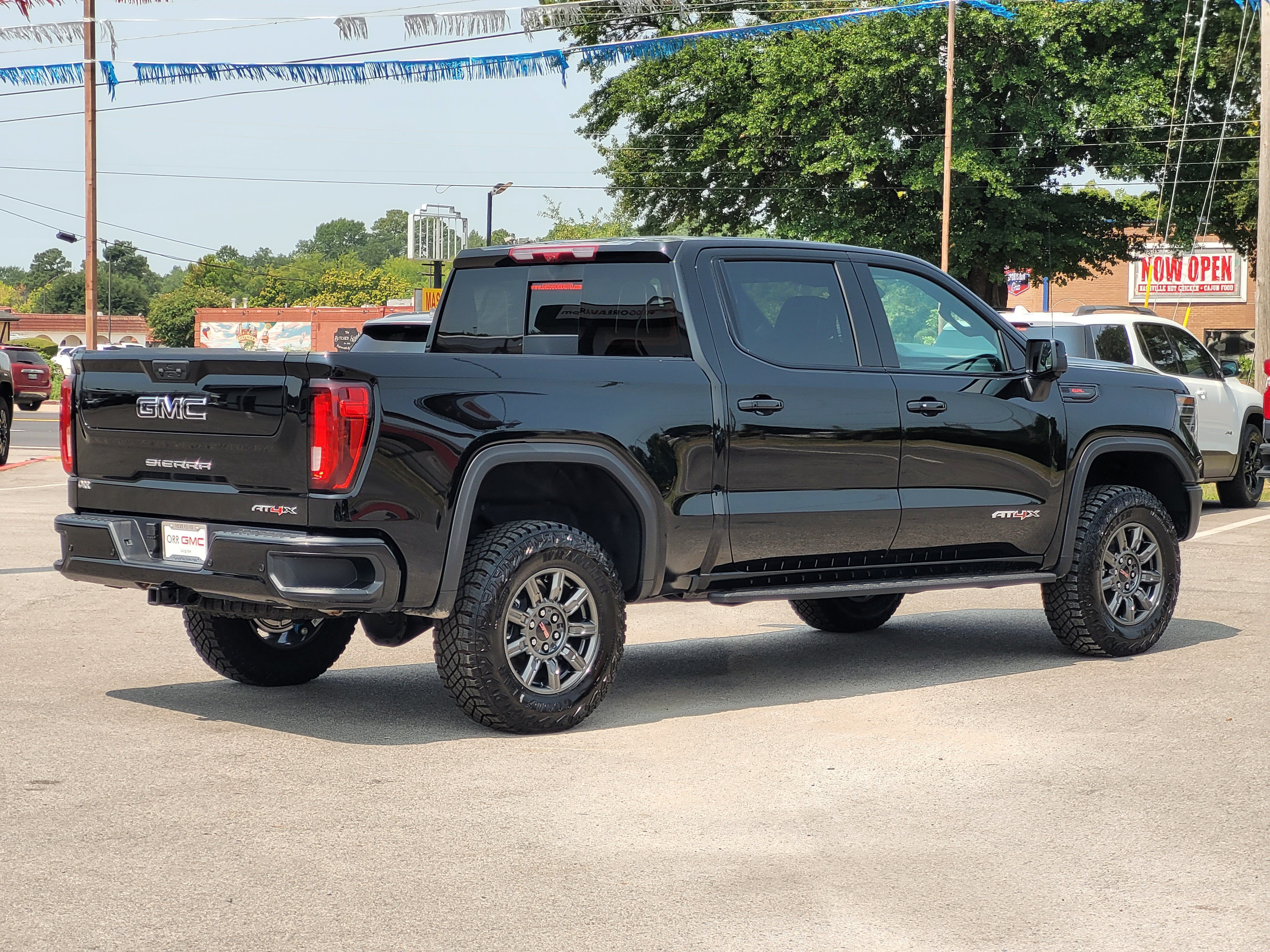 New 2026 GMC Sierra 1500 AT4X w/ LPO, Black Badging Package AWD/4WD image 4
