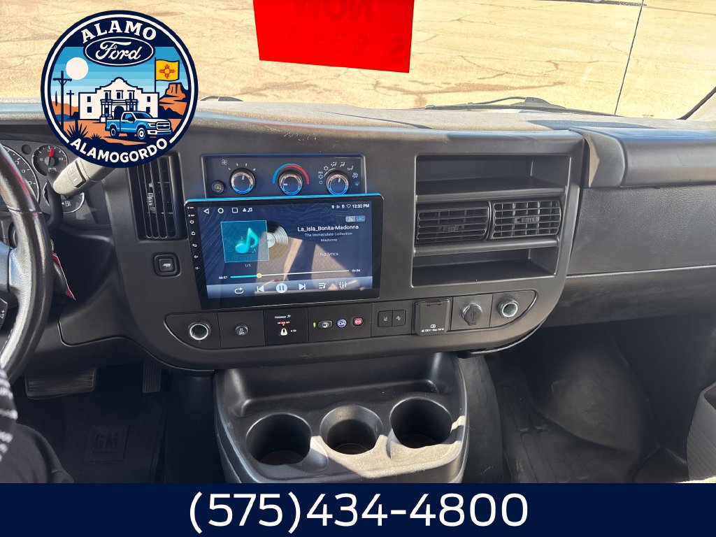 Used 2022 Chevrolet Express 3500 LT w/ LT Preferred Equipment Group RWD image 8