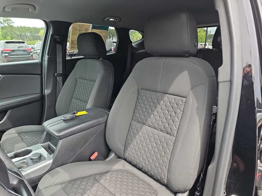 Used 2021 Chevrolet Blazer LT FWD image 18