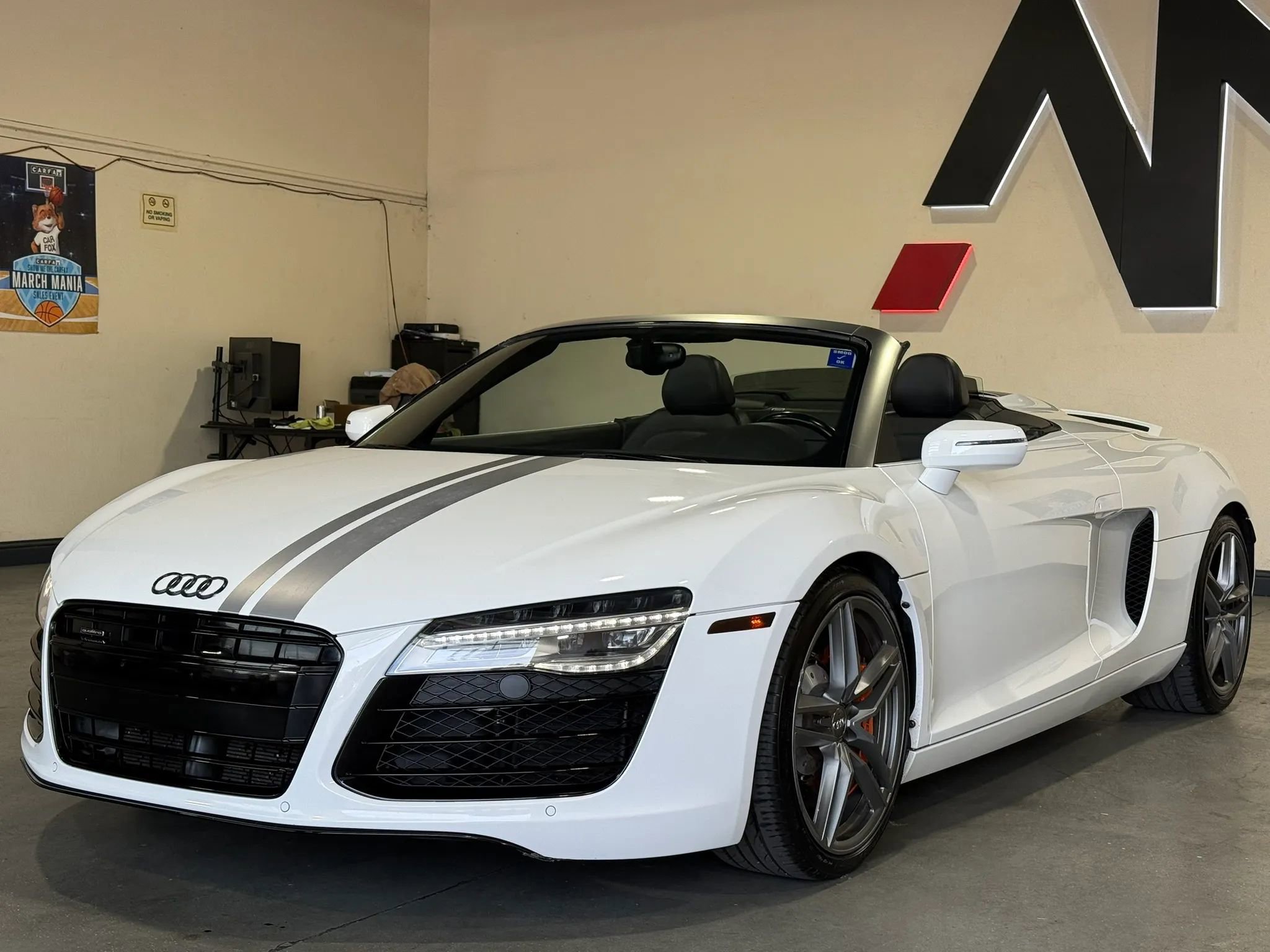 Used 2014 Audi R8 V8 AWD/4WD image 4