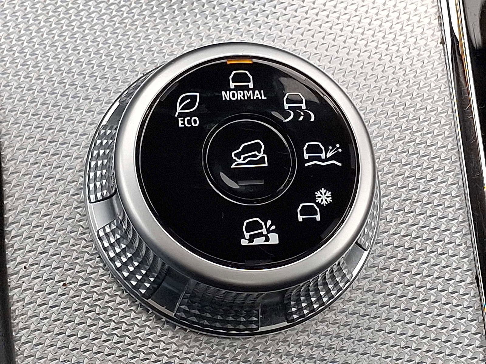 Used 2023 Mitsubishi Outlander SEL image 26