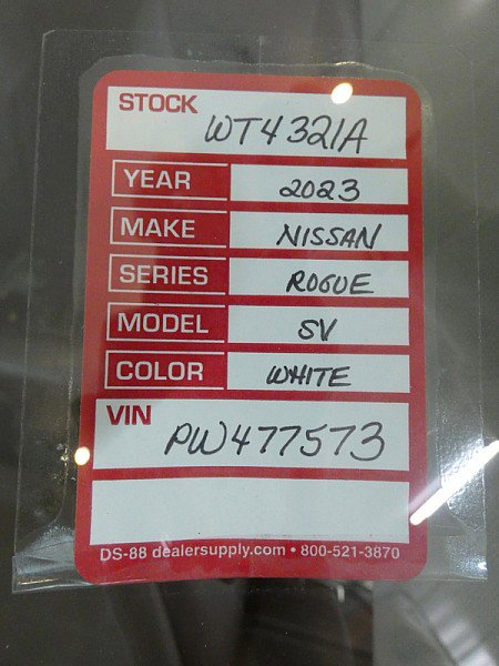 Used 2023 Nissan Rogue SV AWD/4WD image 26