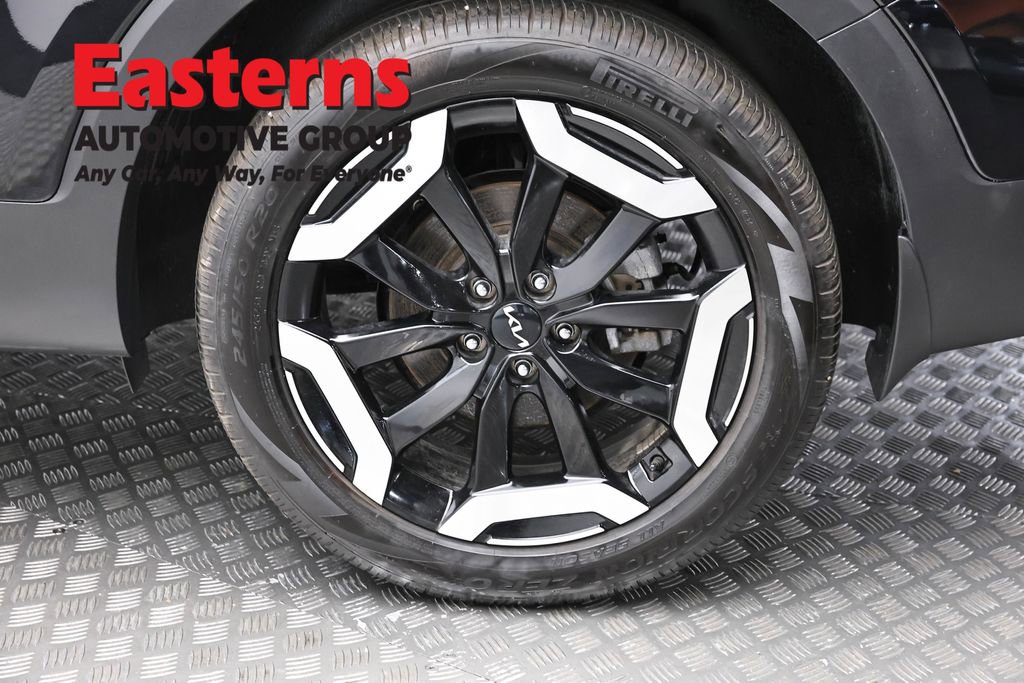 Used 2025 Kia Telluride S AWD/4WD image 8