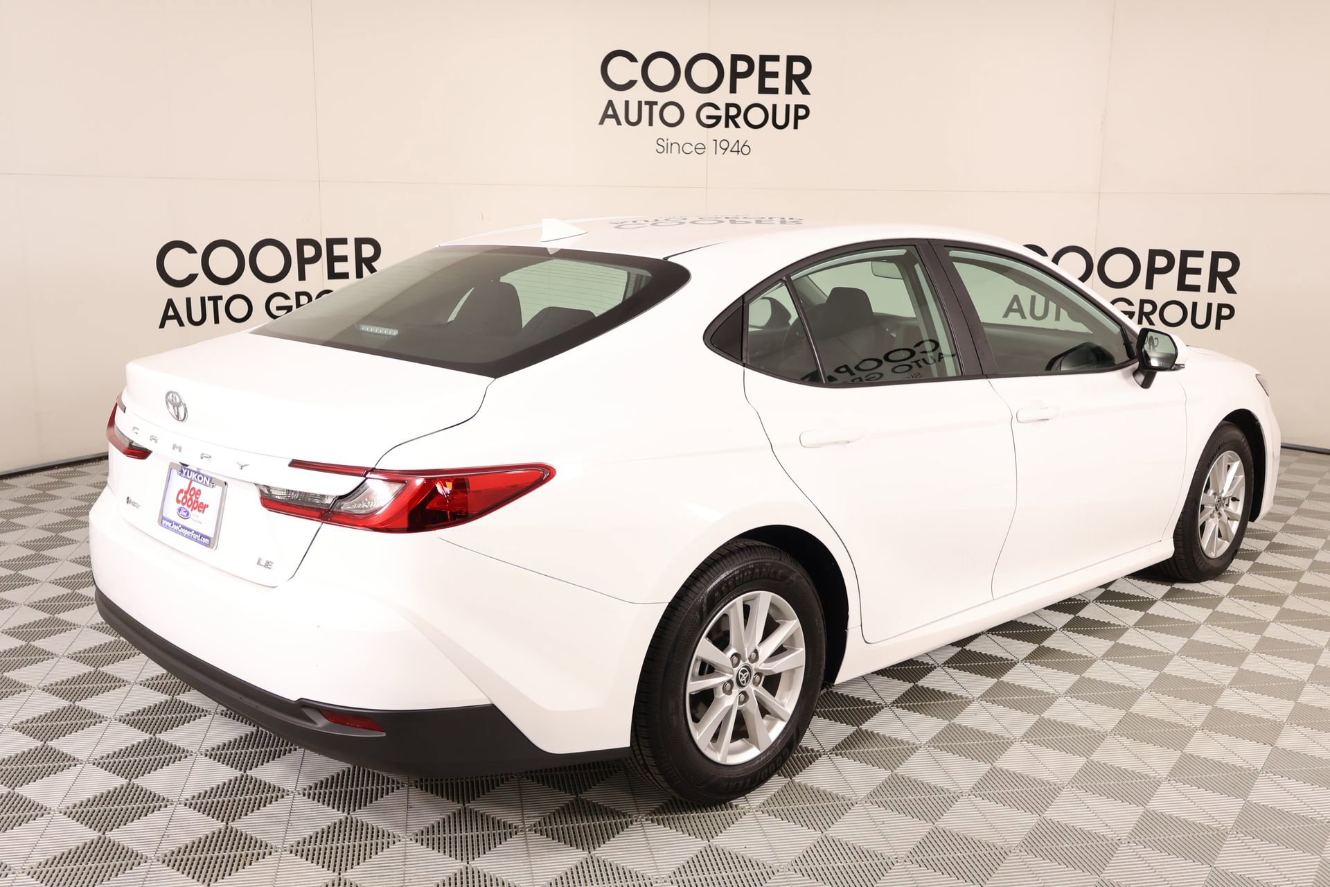 Used 2025 Toyota Camry LE w/ Convenience Package FWD image 19