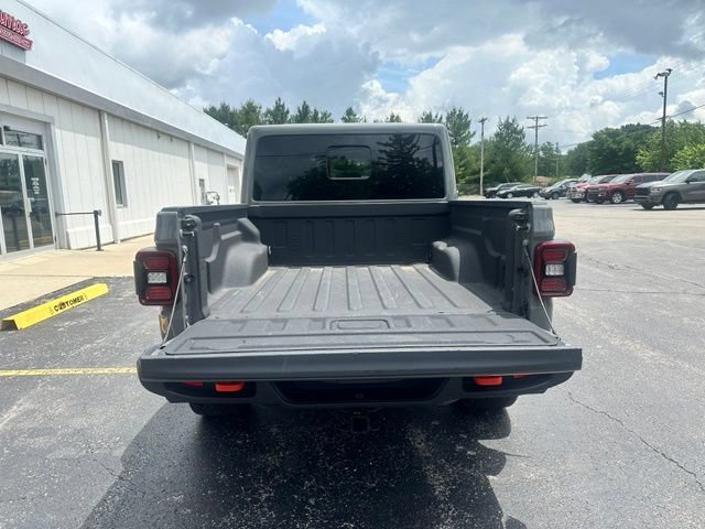 Used 2022 Jeep Gladiator Mojave w/ LED Lighting Group AWD/4WD image 9