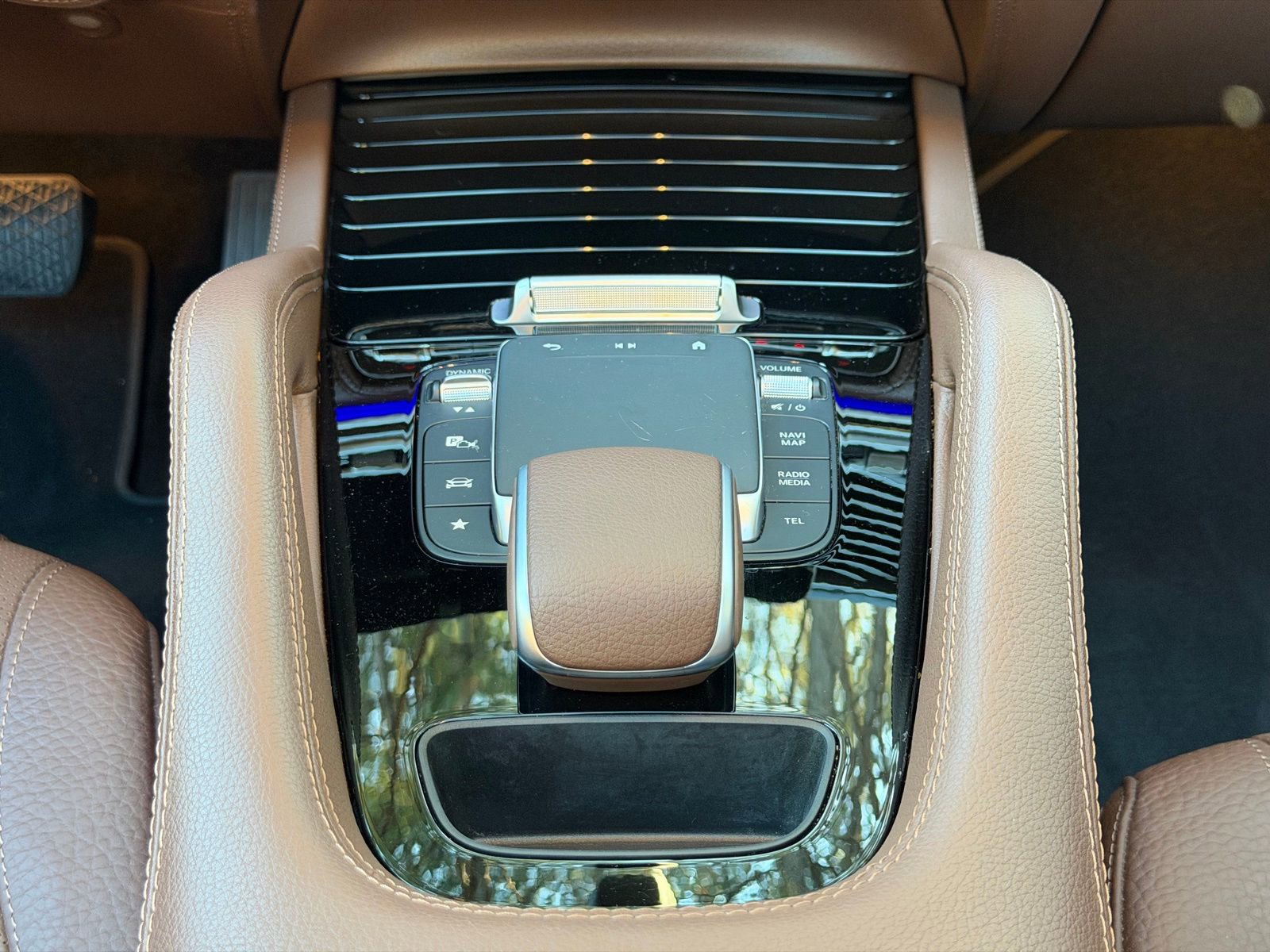 Certified 2024 Mercedes-Benz GLE 450 GLE 450 image 19