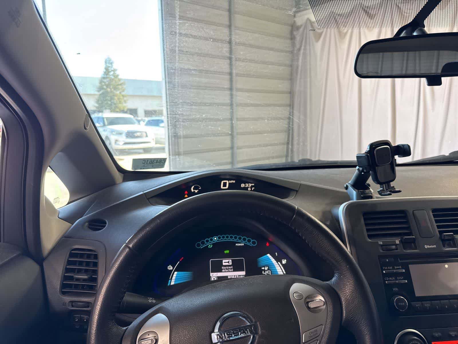 Used 2015 Nissan Leaf S FWD image 18