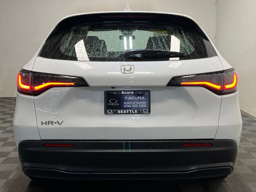 Used 2023 Honda HR-V LX image 21