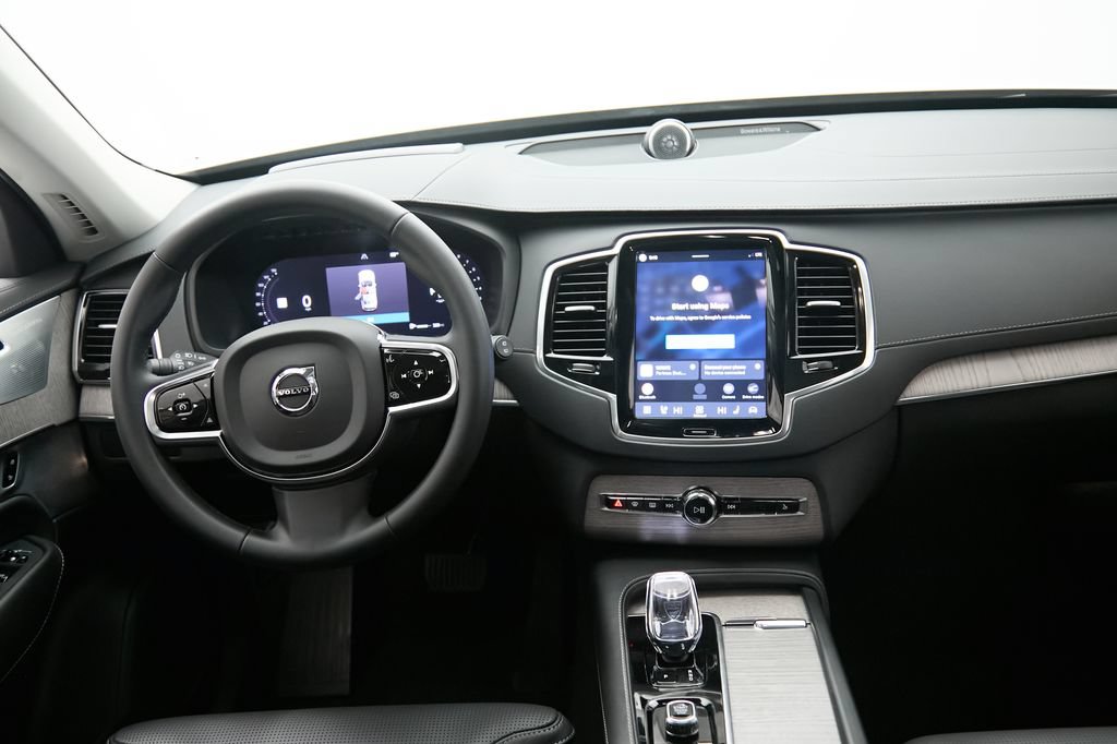 Certified 2024 Volvo XC90 B6 Ultimate AWD/4WD image 27