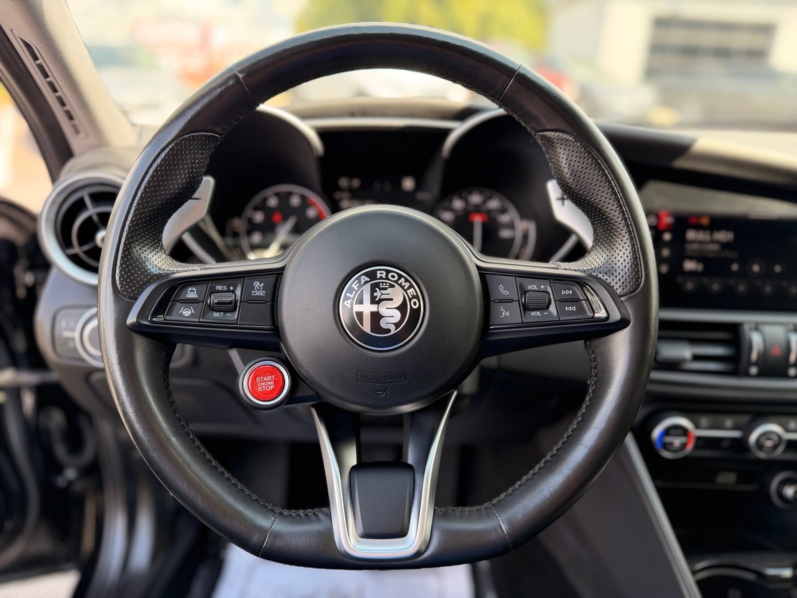 Used 2021 Alfa Romeo Giulia Ti w/ Premium Package AWD/4WD image 17