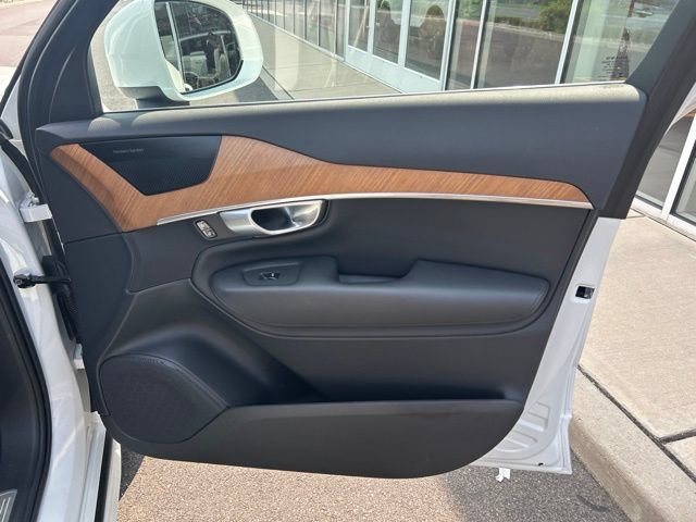 Certified 2024 Volvo XC90 B5 Plus w/ Protection Package Premier AWD/4WD image 14
