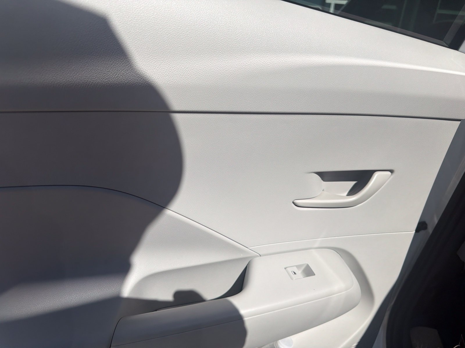 Used 2025 Hyundai Kona SE FWD image 10