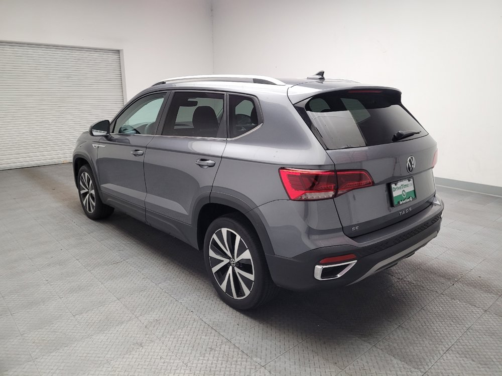 Used 2023 Volkswagen Taos SE FWD image 5