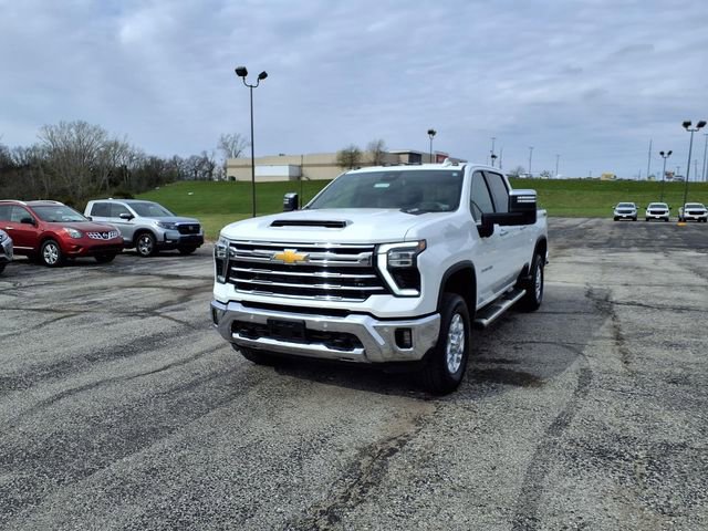 Used 2025 Chevrolet Silverado 3500 LTZ w/ LTZ Convenience Package image 42