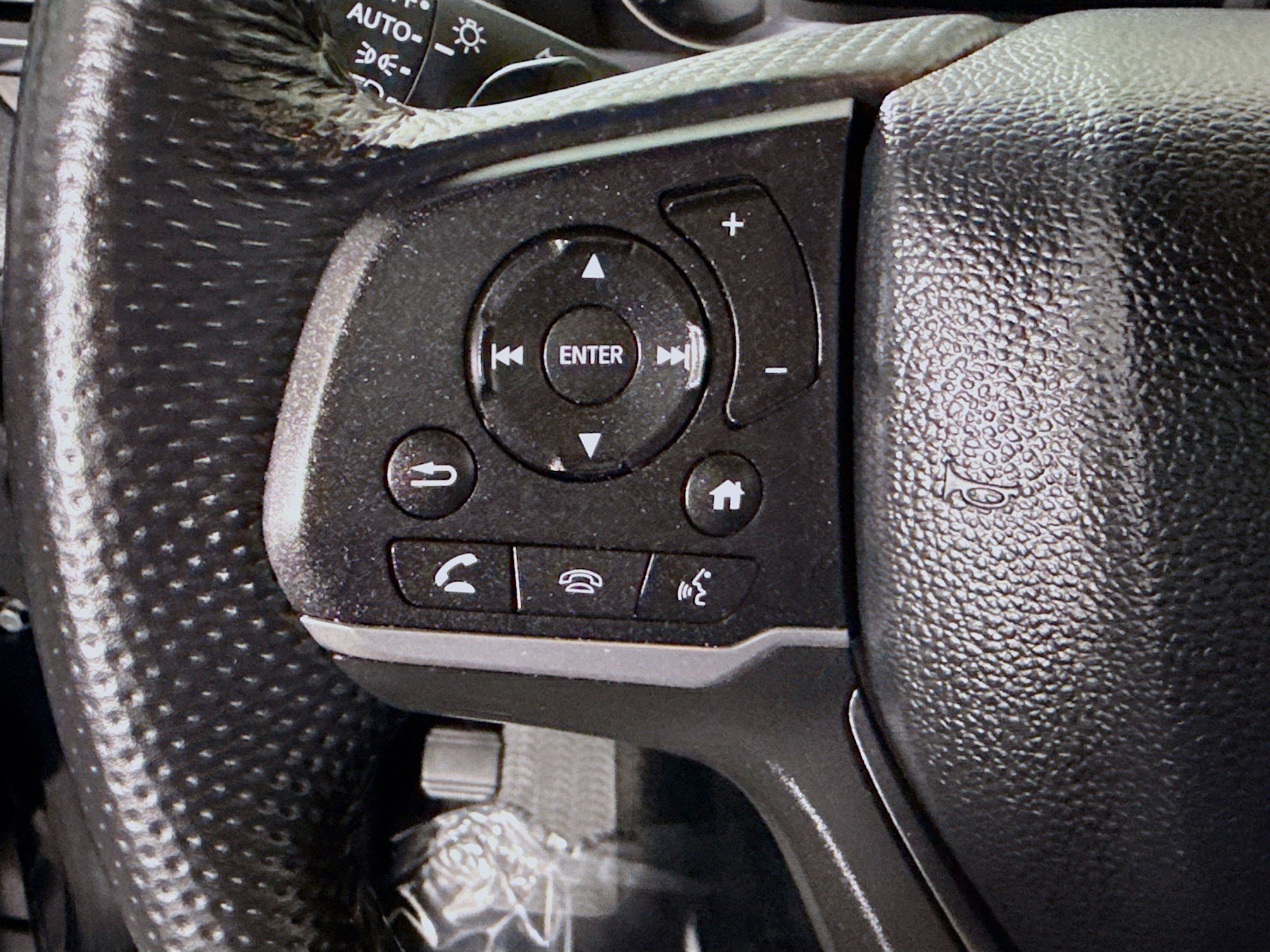 Used 2024 Honda Passport EX-L image 14
