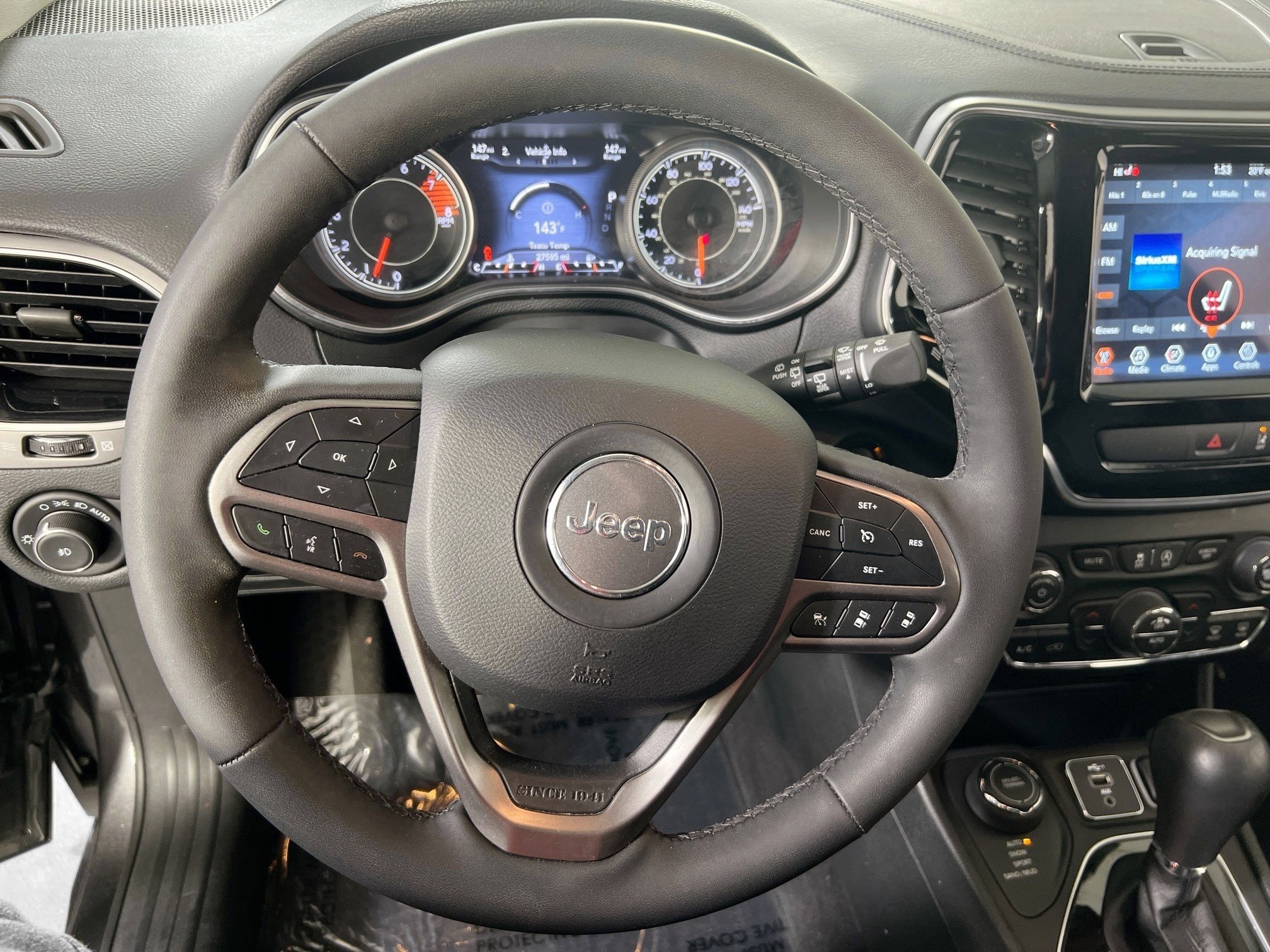 Used 2022 Jeep Cherokee Limited image 11