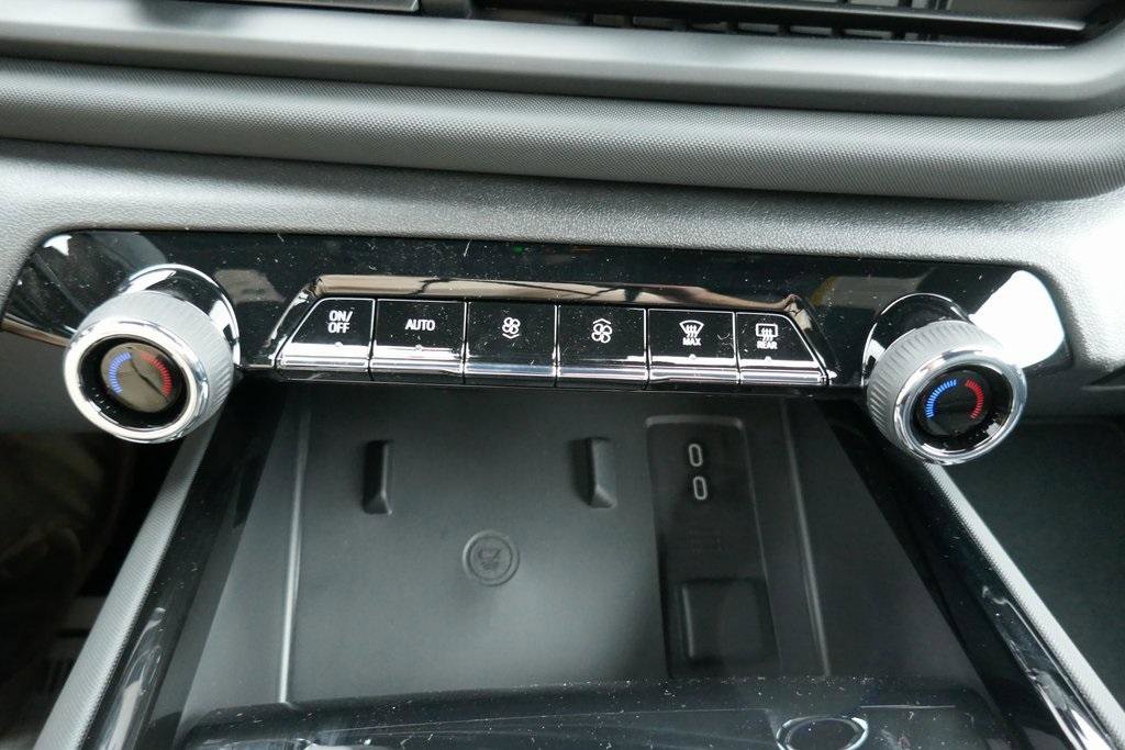 New 2026 Chevrolet Silverado EV LT image 19