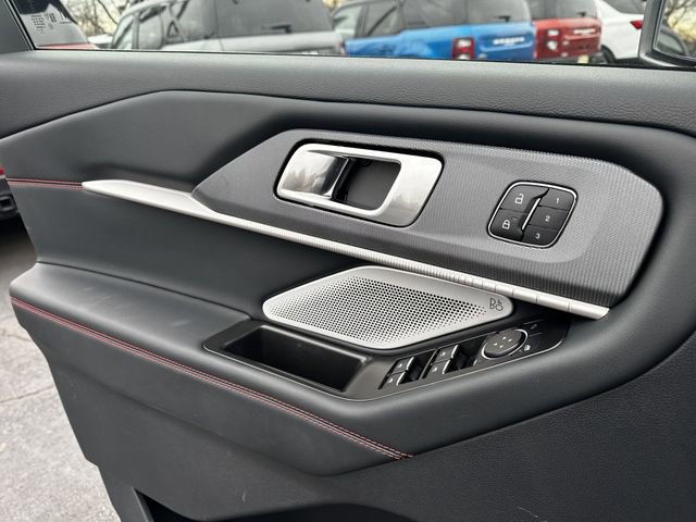 Certified 2025 Ford Explorer ST w/ Sun And Sound Package image 32