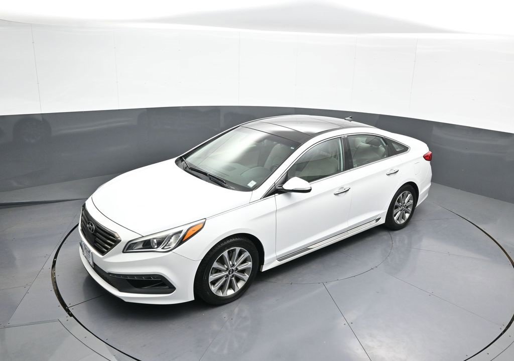 Used 2016 Hyundai Sonata Limited w/ Option Group 04 image 34