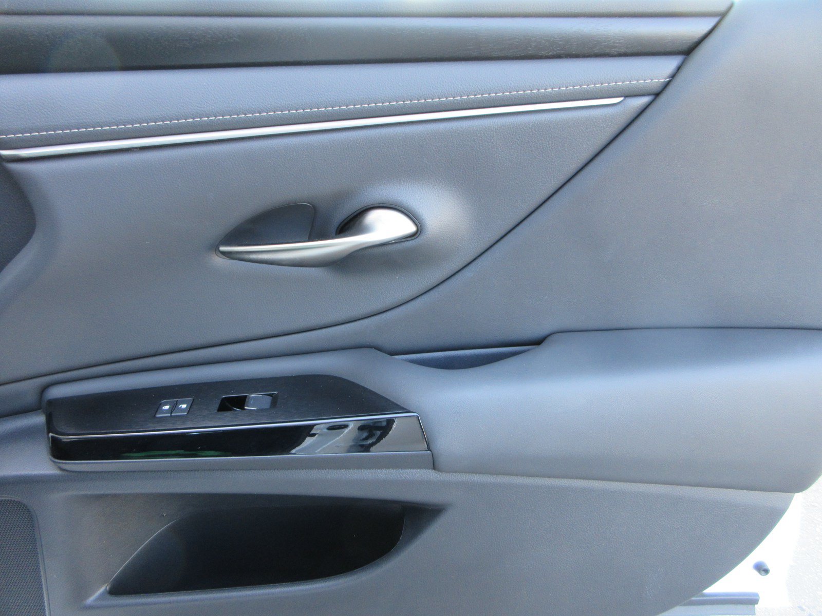 Used 2025 Lexus ES 350 w/ Premium Package FWD image 22
