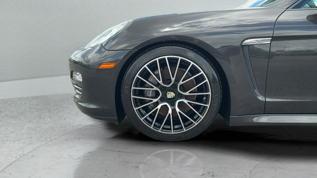 Used 2011 Porsche Panamera 4 AWD/4WD image 26