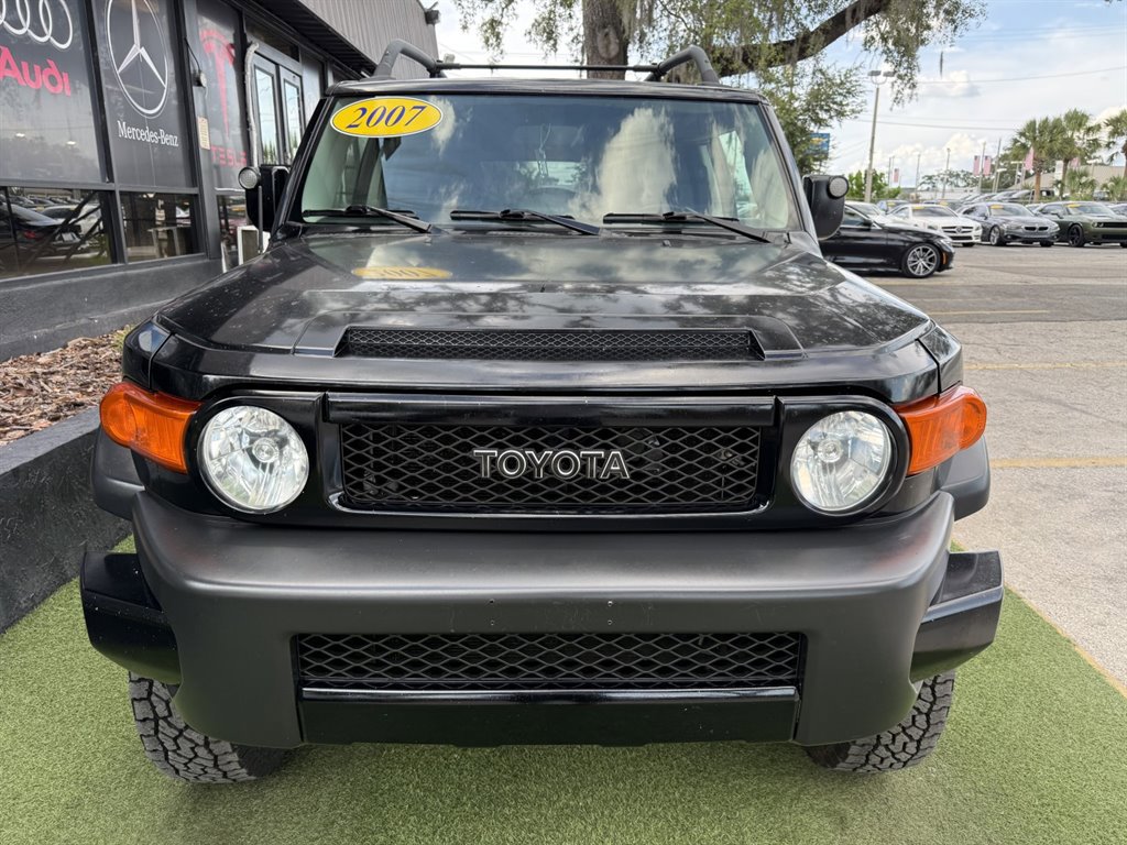 Used 2007 Toyota FJ Cruiser 4WD image 2