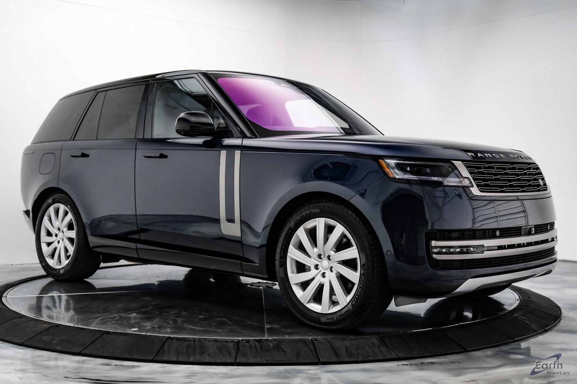 Used 2023 Land Rover Range Rover SE image 18