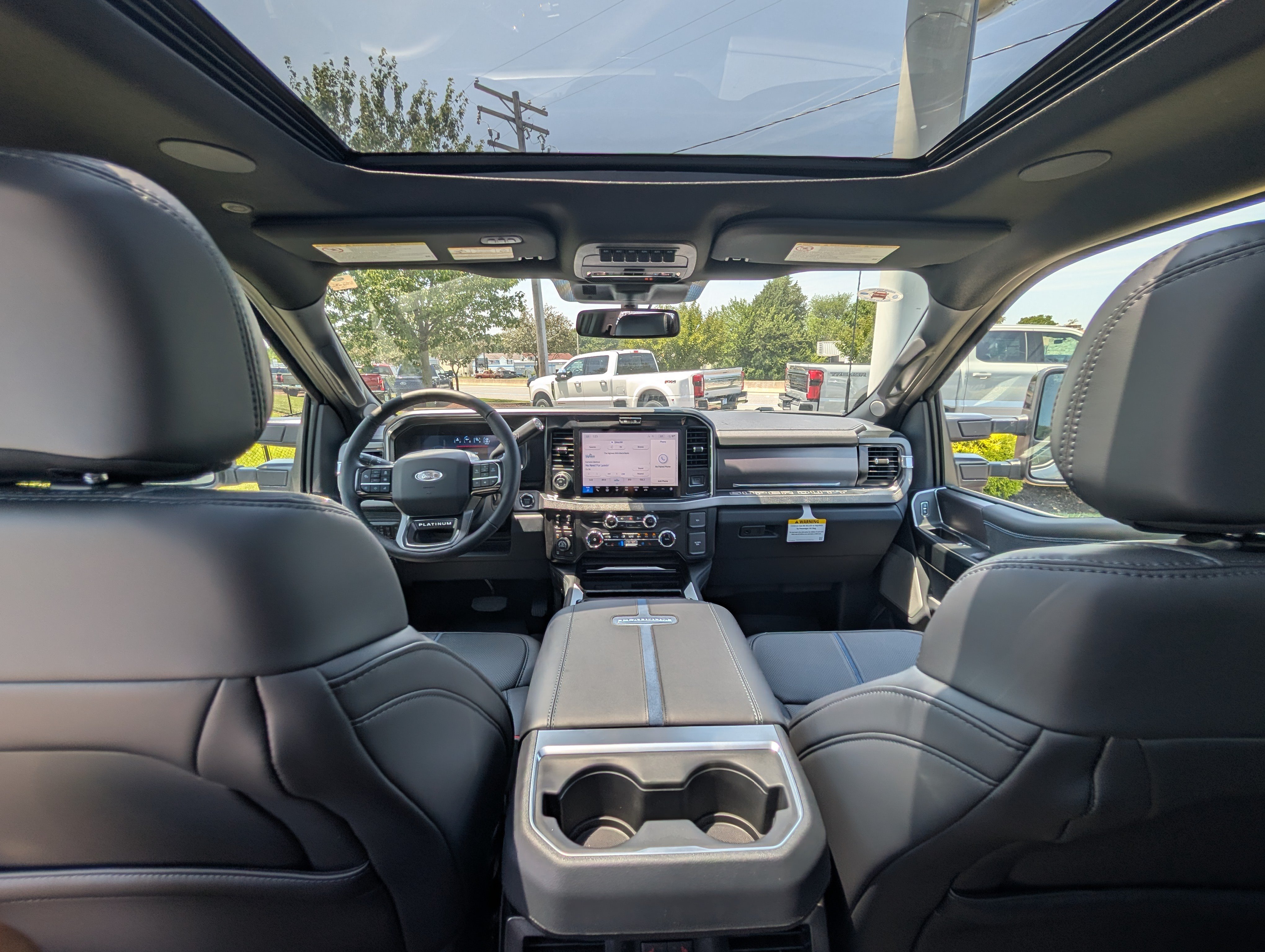 New 2026 Ford F250 Platinum w/ Tremor Off-Road Package AWD/4WD image 12