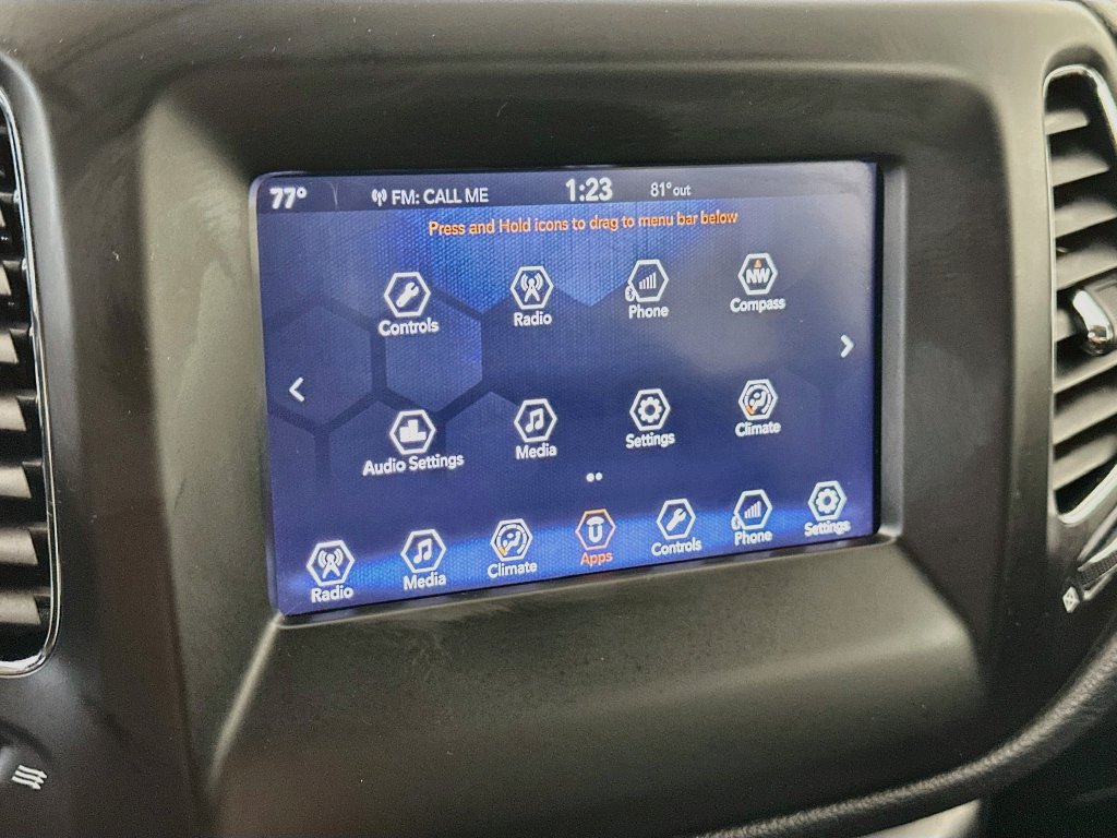 Used 2018 Jeep Compass Latitude w/ Popular Equipment Group AWD/4WD image 19