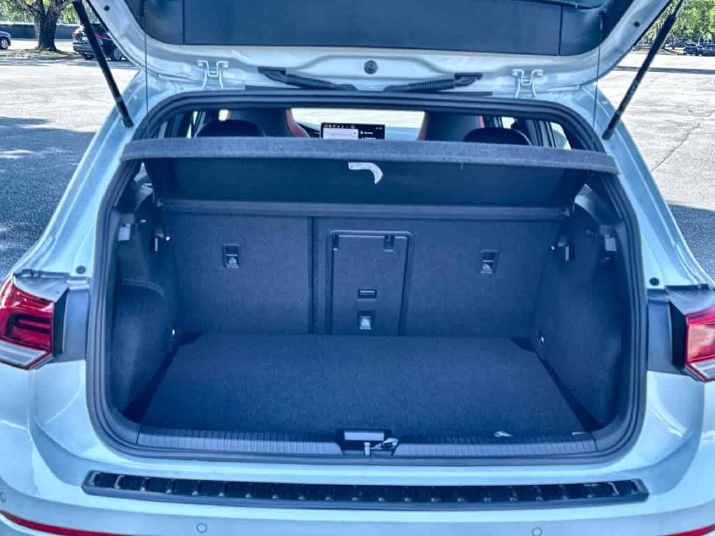 New 2026 Volkswagen GTI SE FWD image 15