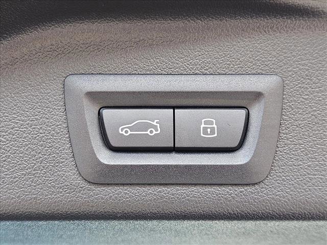 Certified 2025 BMW X5 xDrive50e w/ Parking Assistance Package image 8