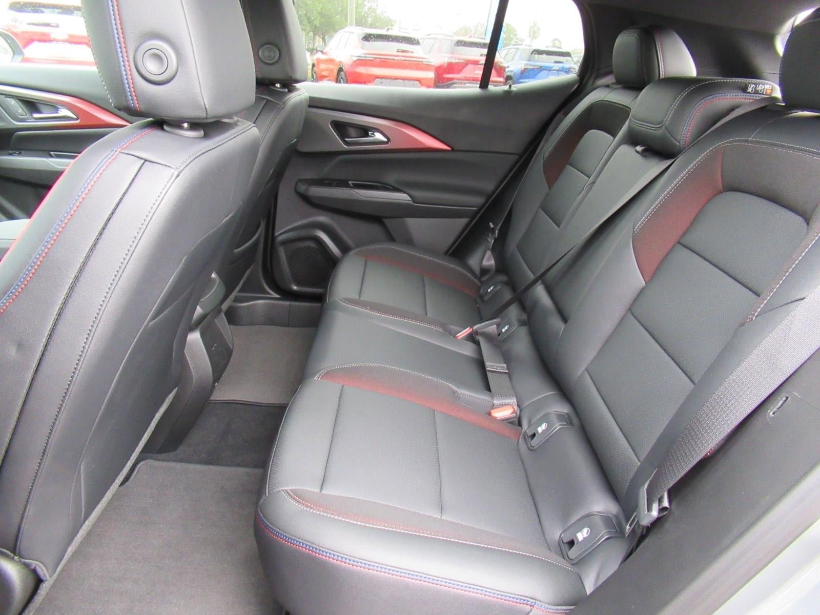 New 2026 Chevrolet Equinox EV RS FWD image 28