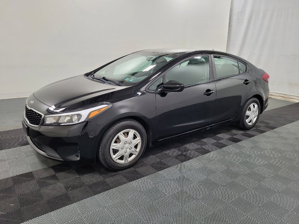 Used 2017 Kia Forte LX FWD image 2