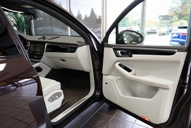 Used 2020 Porsche Macan S image 47