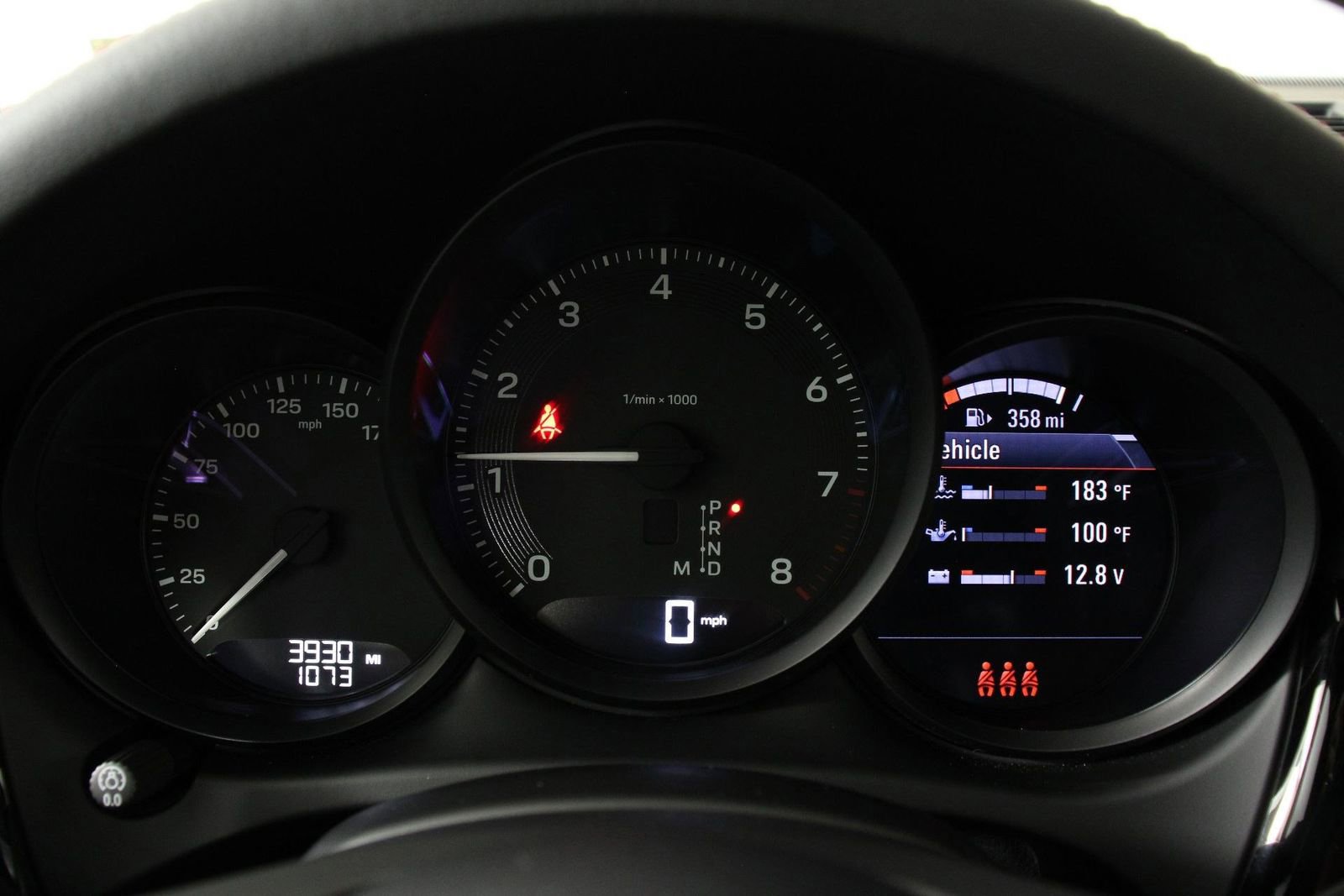 Certified 2025 Porsche Macan image 16