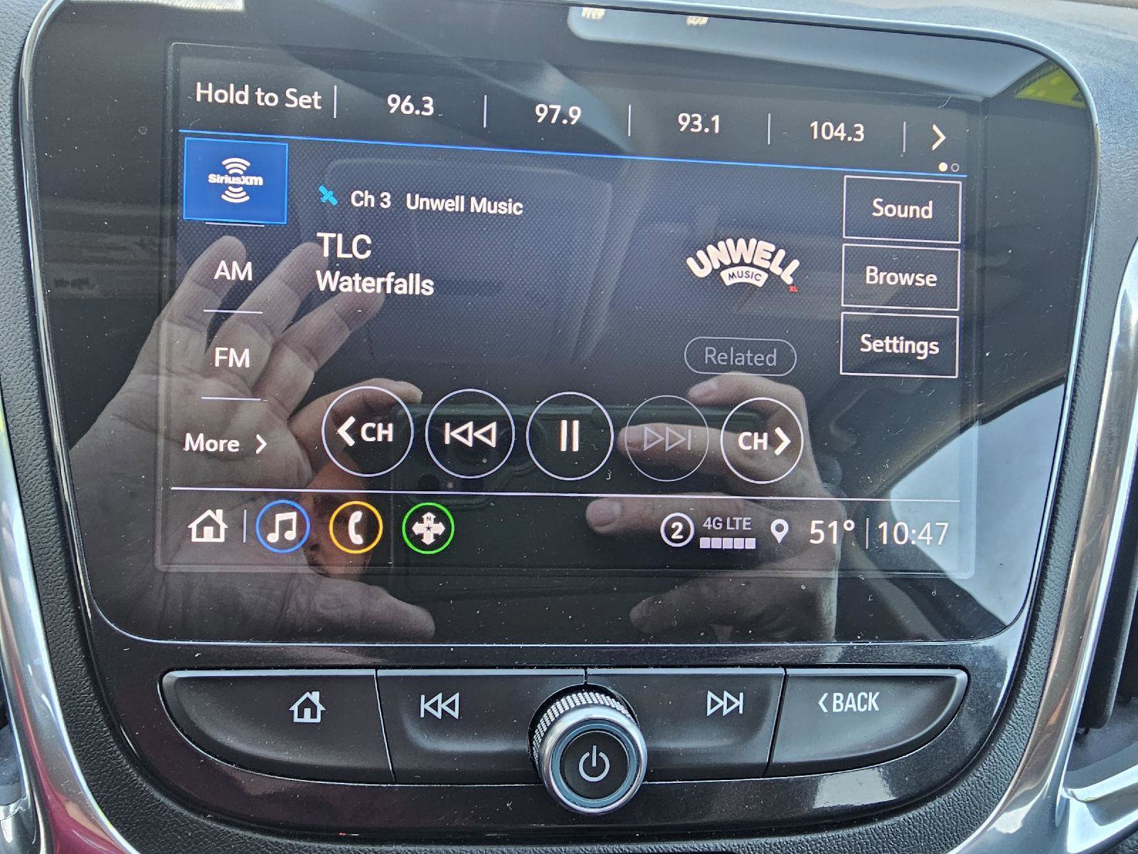 Used 2022 Chevrolet Equinox Premier image 8